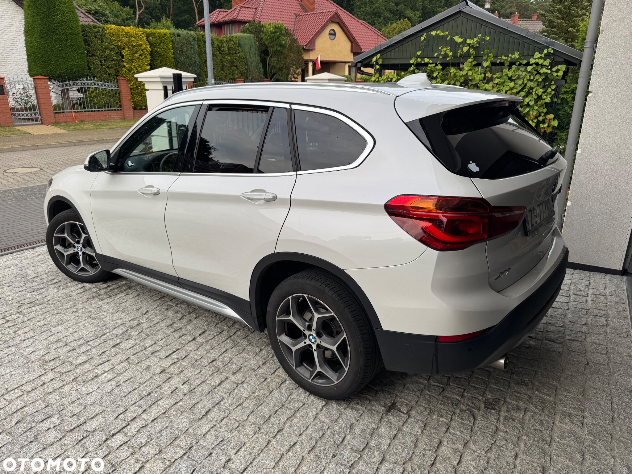 BMW X1 xDrive18d xLine - 4
