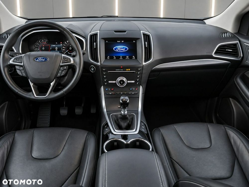 Ford Edge - 13