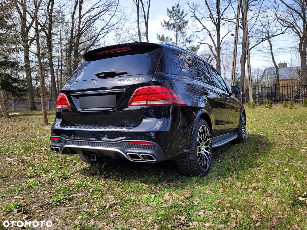 Mercedes-Benz GLE - 16