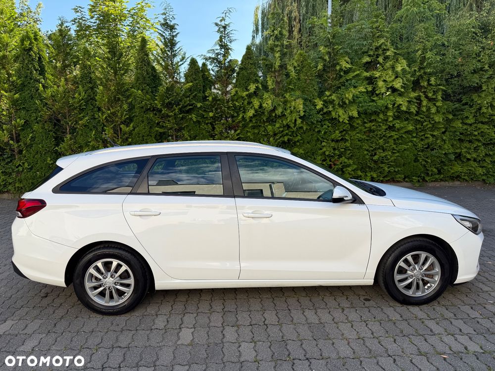 Hyundai i30 1.0 T-GDI YES - 9
