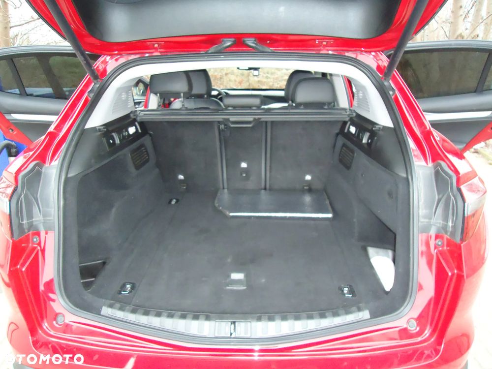 Alfa Romeo Stelvio - 9