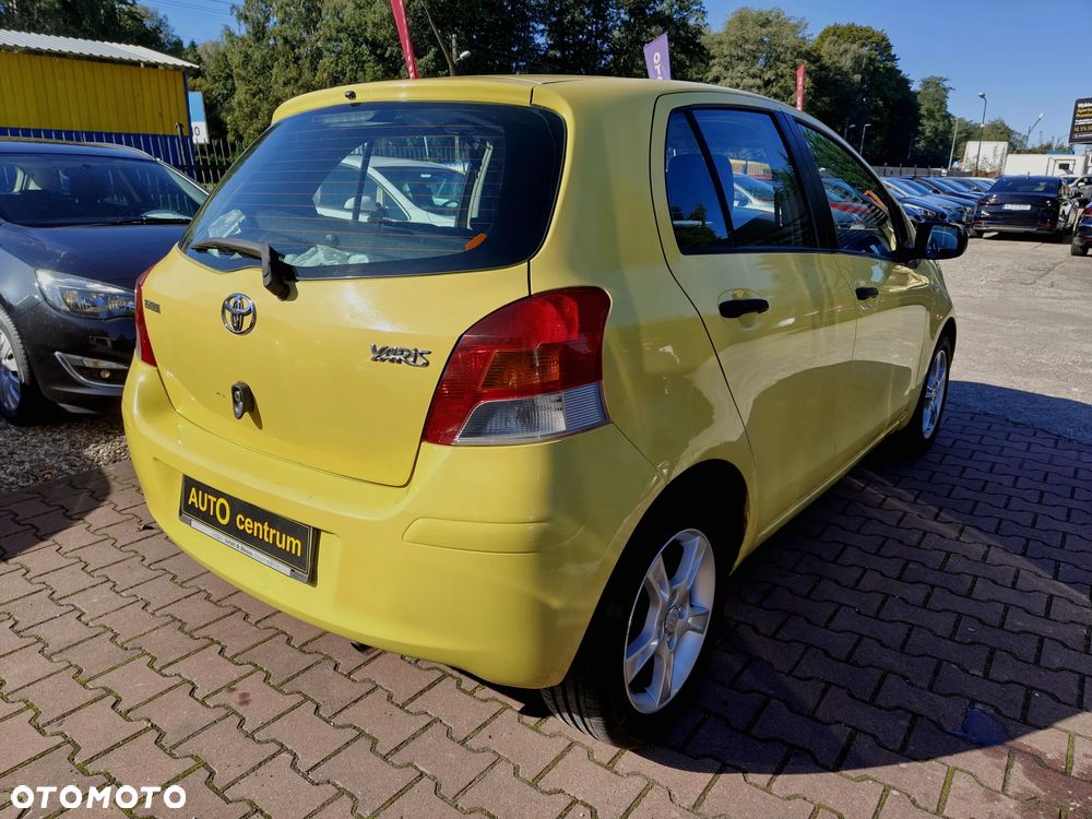 Toyota Yaris 1.33 VVT-i Cool - 12
