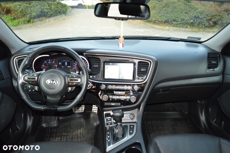 Kia Optima - 25