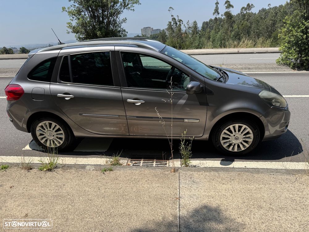 Renault Clio Sport Tourer - 8