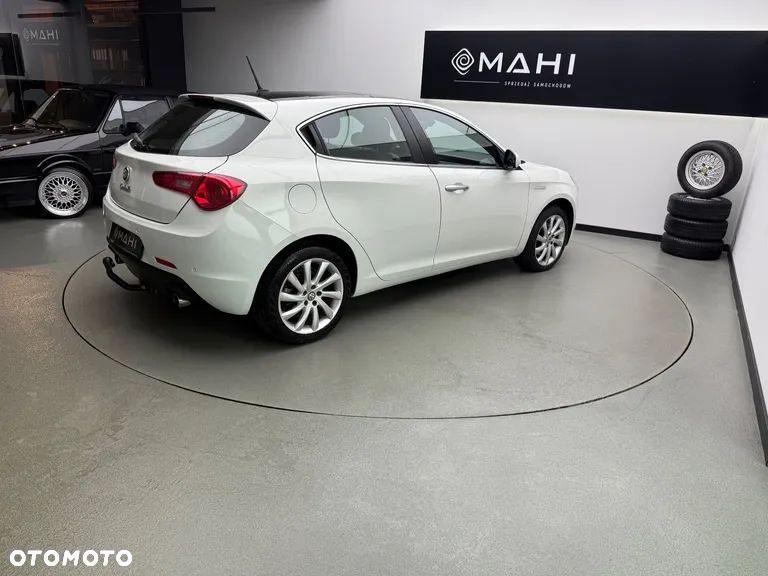 Alfa Romeo Giulietta 2.0 JTDM 20V TCT Speciale - 12