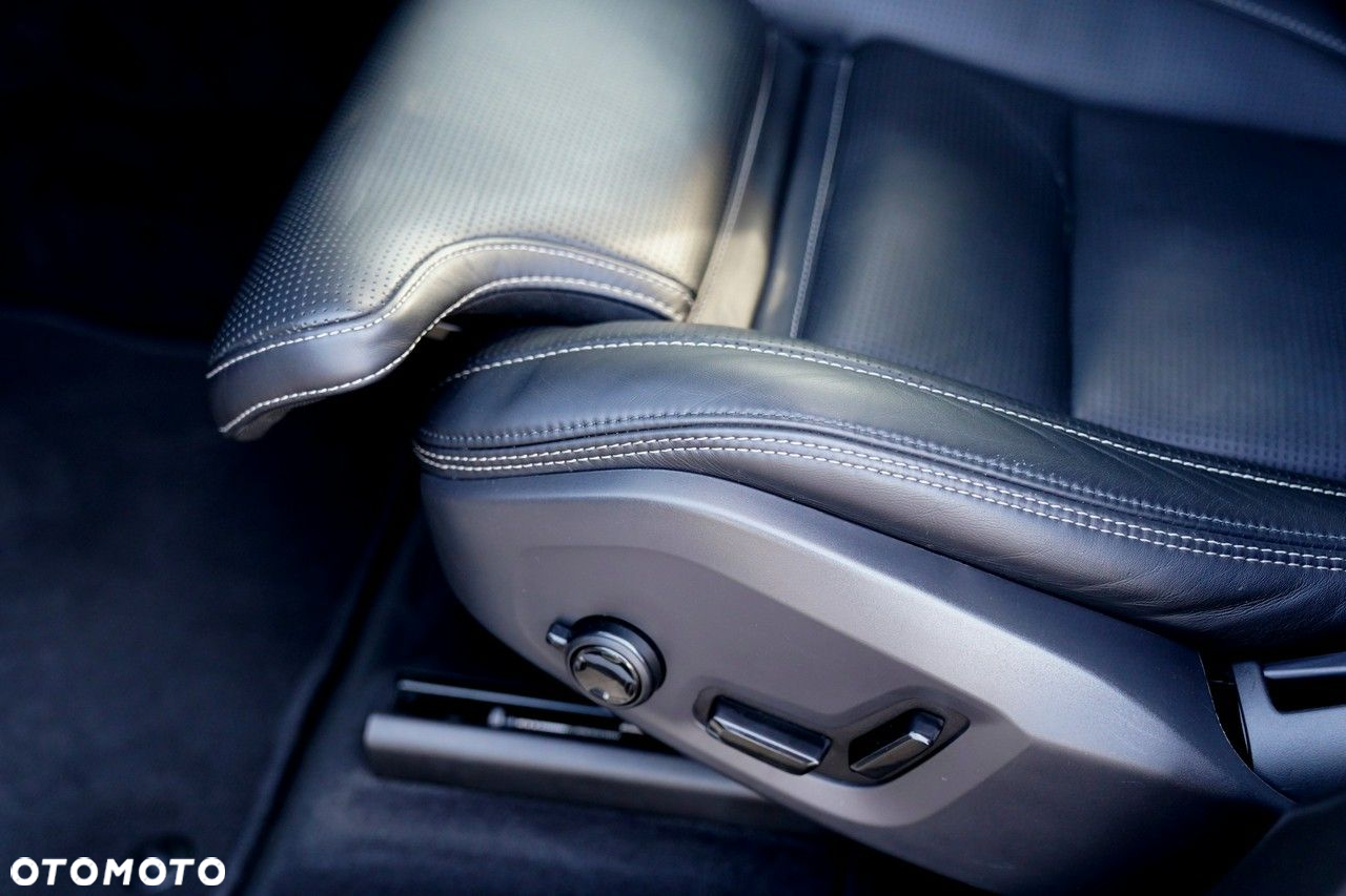 Volvo XC 60 - 16
