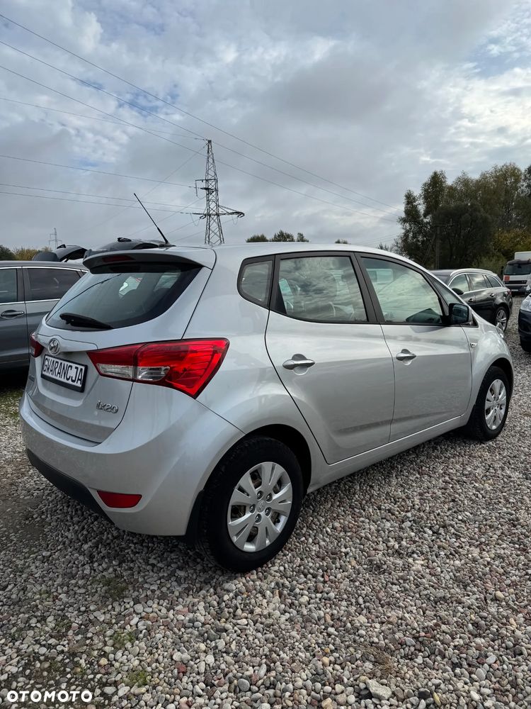 Hyundai Ix20 2015 photo 3