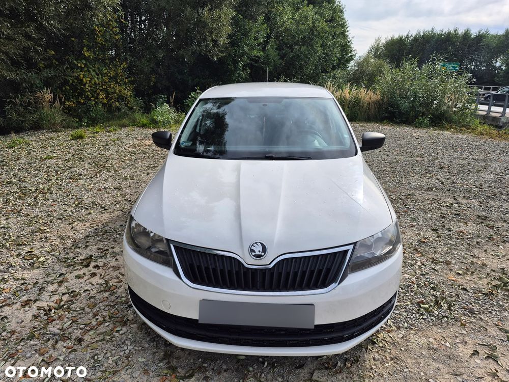Skoda RAPID 1.2 TSI Active - 23