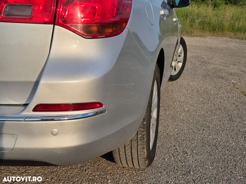 Opel Astra 1.6 CDTI ECOTEC Start/Stop Dynamic - 18