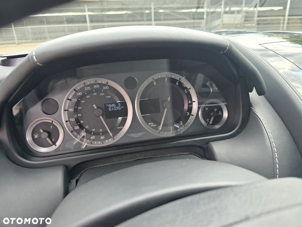 Aston Martin Rapide Luxe Touchtronic II - 28
