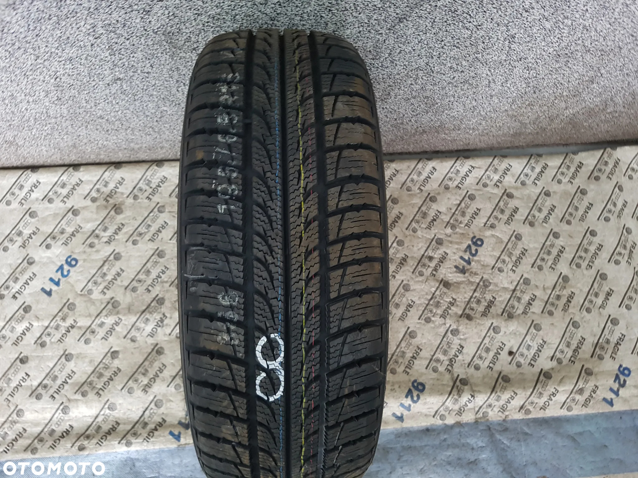 OPONA KUMHO SOLUS VIER ALL SEASON   195/65R15  195/65/15 - 12