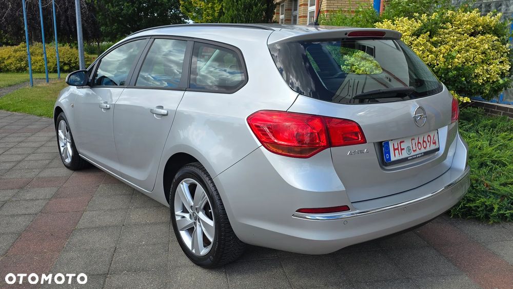 Opel Astra - 4