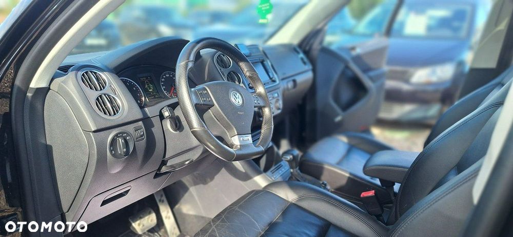 Volkswagen Tiguan - 9