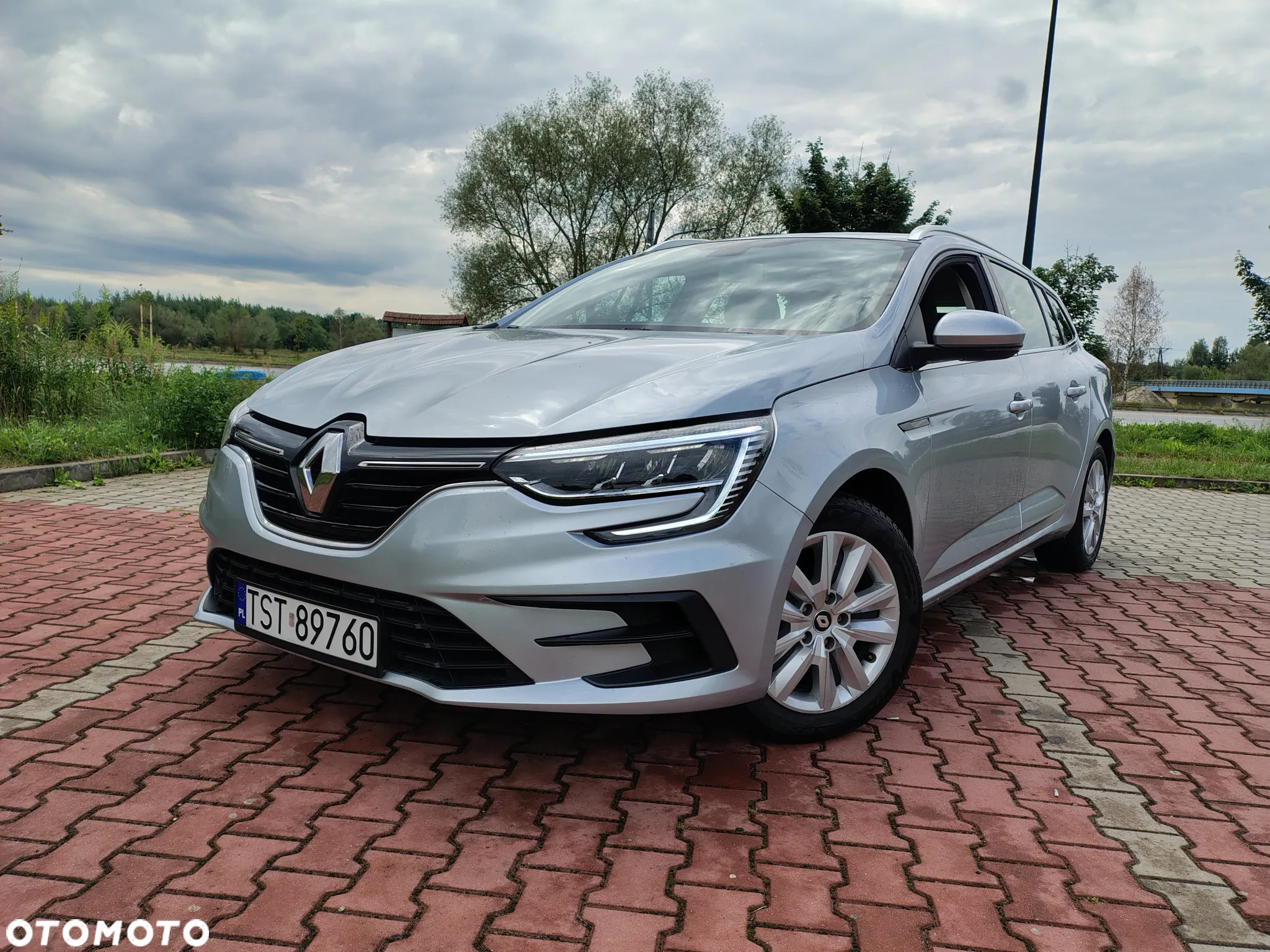 Renault Megane 1.5 Blue dCi Intens - 20