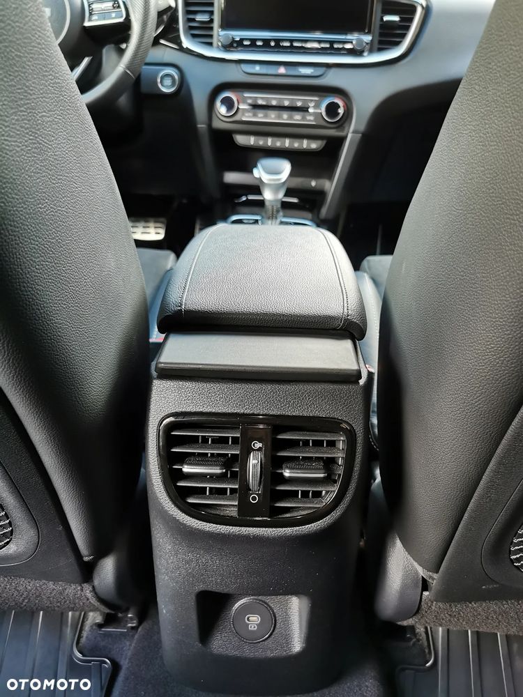 Kia Ceed 1.5 T-GDI GT-Line DCT - 13