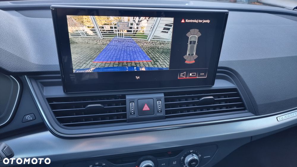 Audi Q5 Sportback - 25