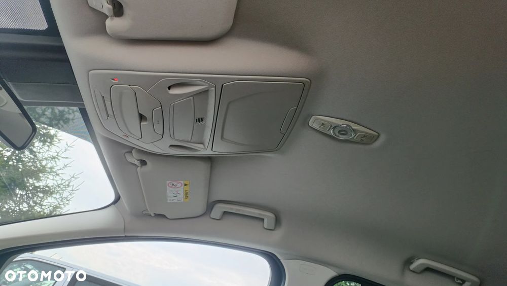 Ford C-MAX - 17