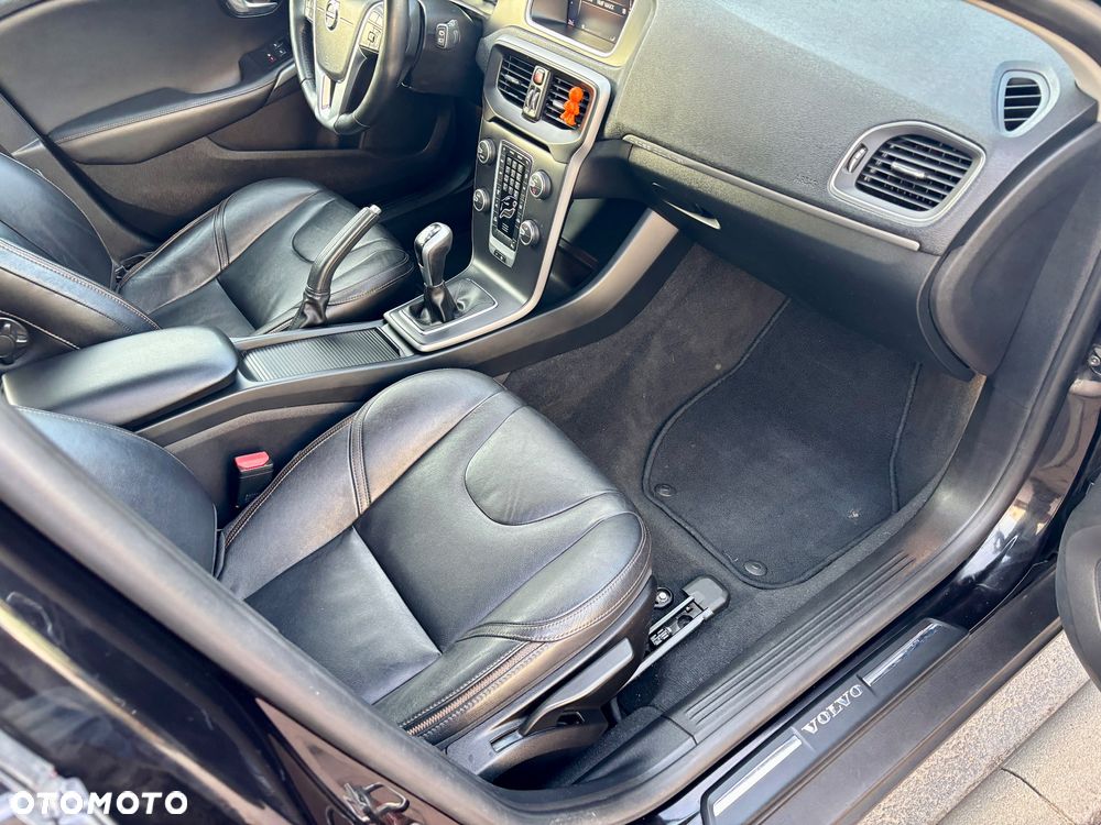 Volvo V40 D2 Momentum - 15