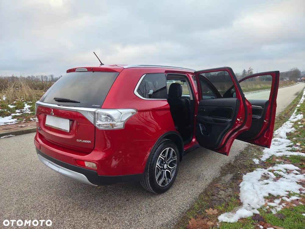 Mitsubishi Outlander 2.2 DI-D 4WD Top - 23