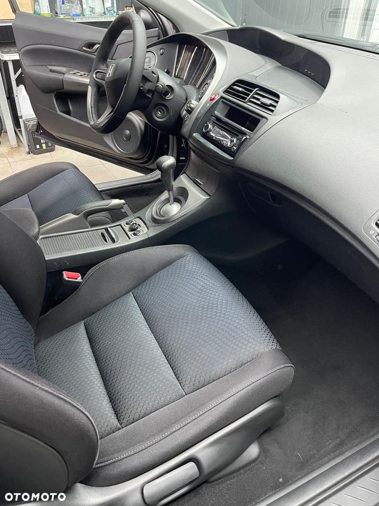Honda Civic 1.4 i-VTEC Comfort - 36