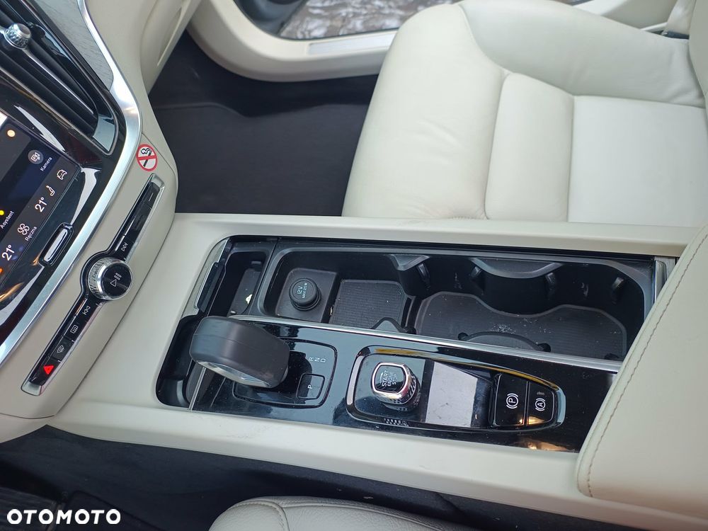 Volvo S60 - 16