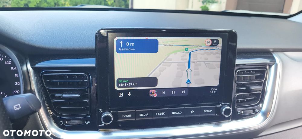 Kia Stonic 1.2 L Business Line - 25