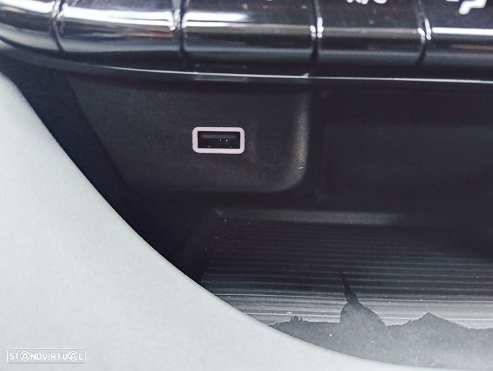 Fiat 500e 23,8kWh Red - 35