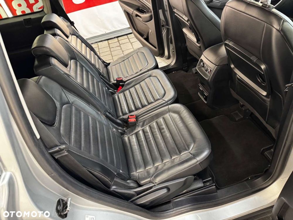 Ford Galaxy 2.0 EcoBlue Titanium - 39