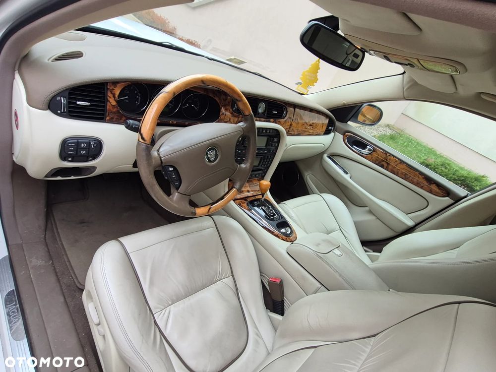 Jaguar XJ XJ8 4.2 LWB - 6