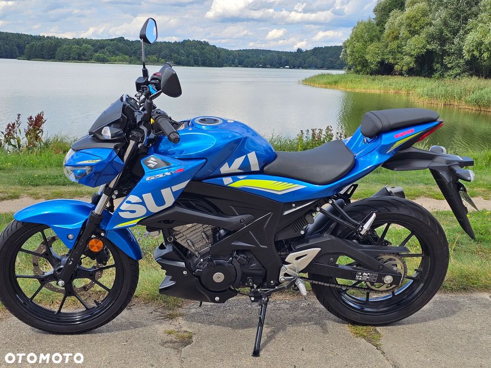 Suzuki GSX - 37