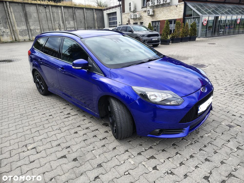 Ford Focus 2.0 EcoBoost ST mit Leder-Sport-Paket - 3