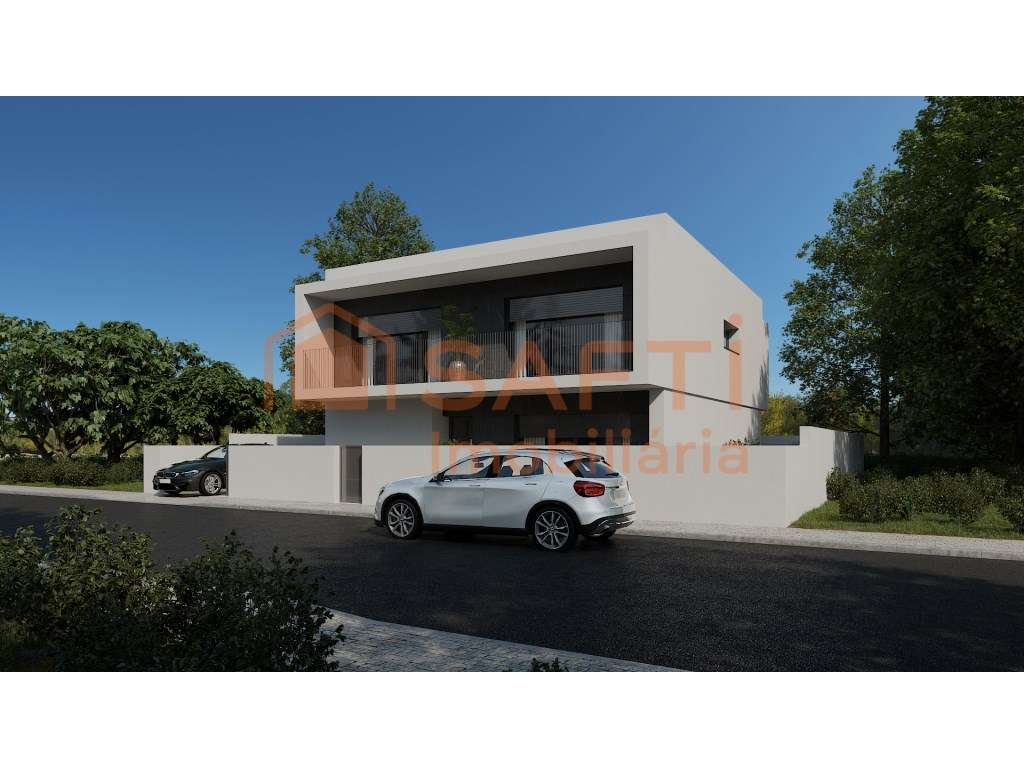 Moradia T4 com garagem em Nossa Senhora de Fátima, Entroncamento, S... - Grande imagem: 3/30