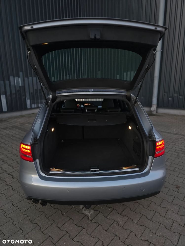 Audi A4 Avant 2.0 TDI DPF - 8