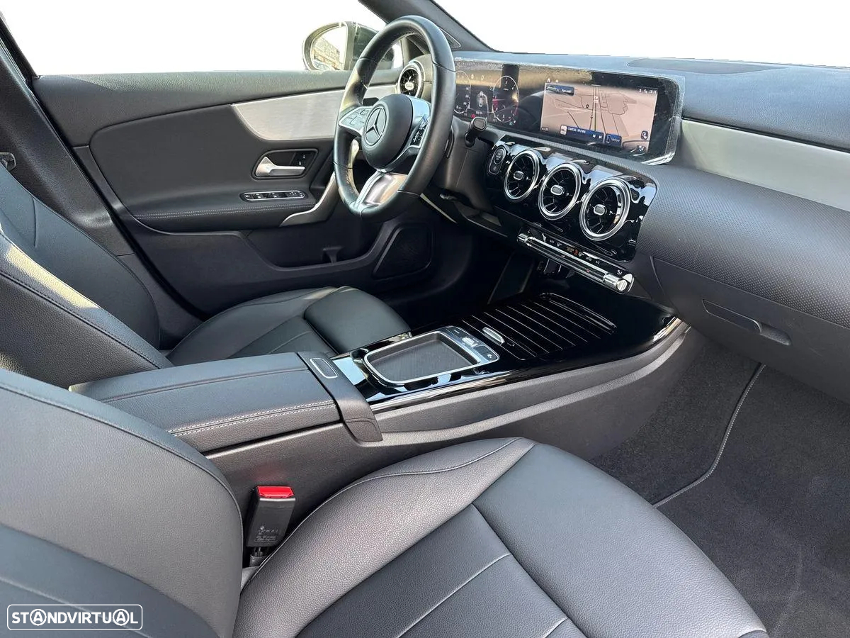 Mercedes-Benz A 180 Limousine d - 14