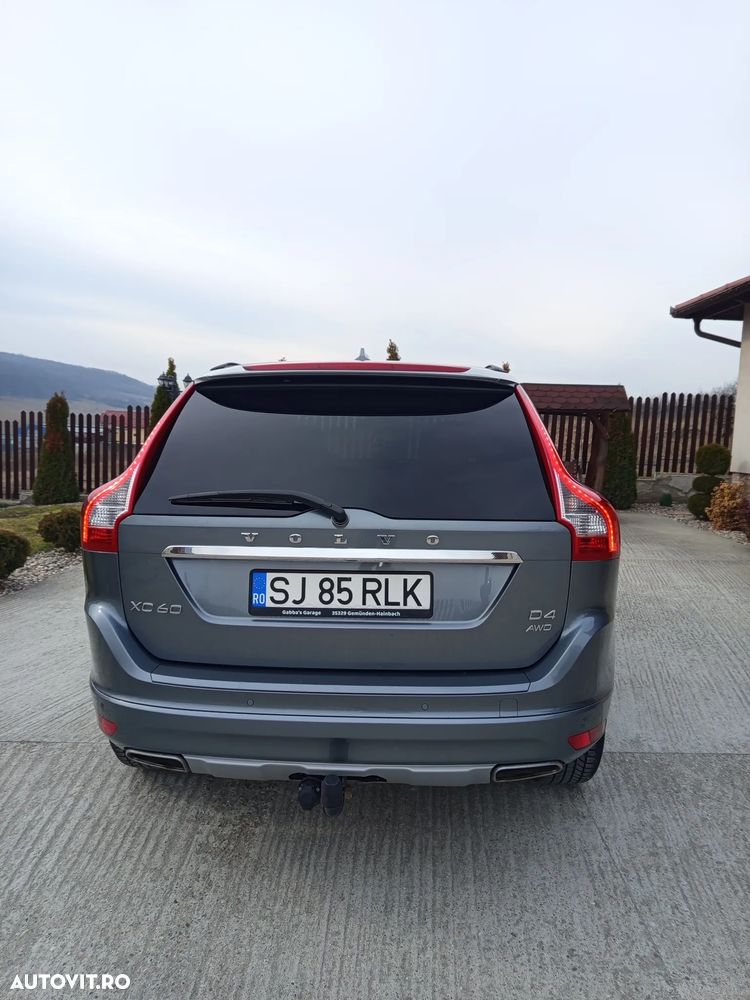 Volvo XC 60 D4 AWD Geartronic Momentum - 6