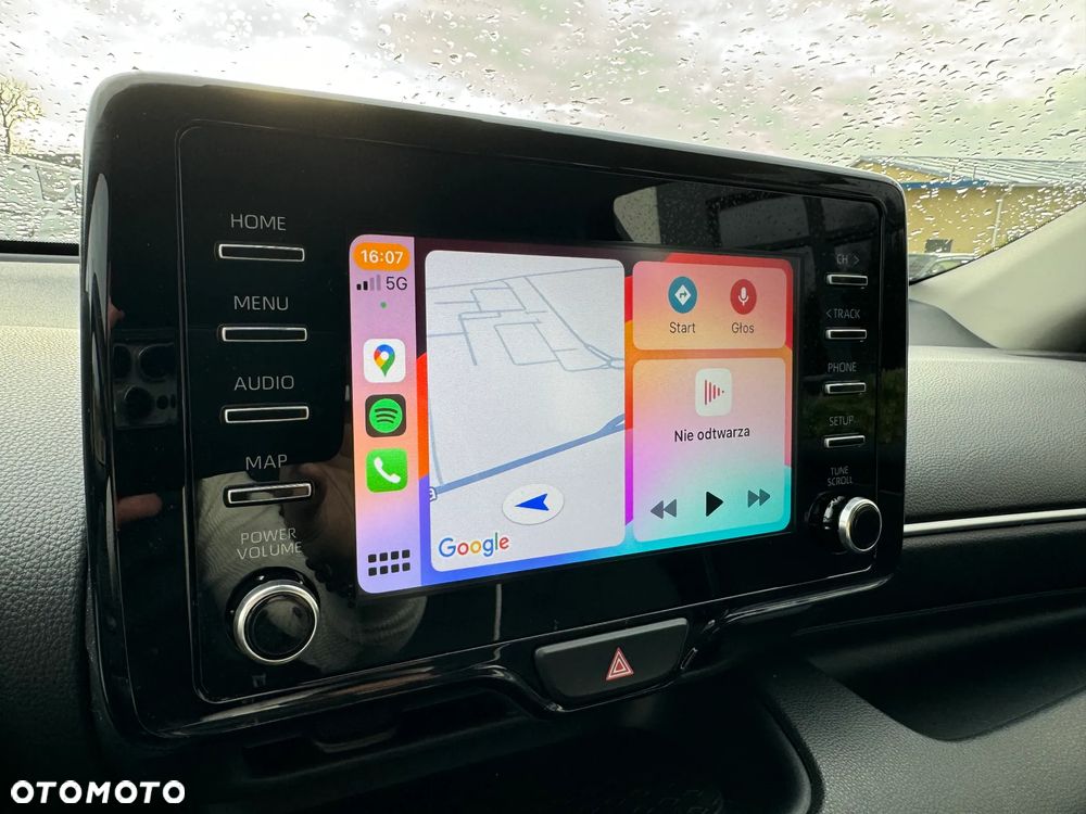 Toyota Yaris 1.5 Comfort - 28