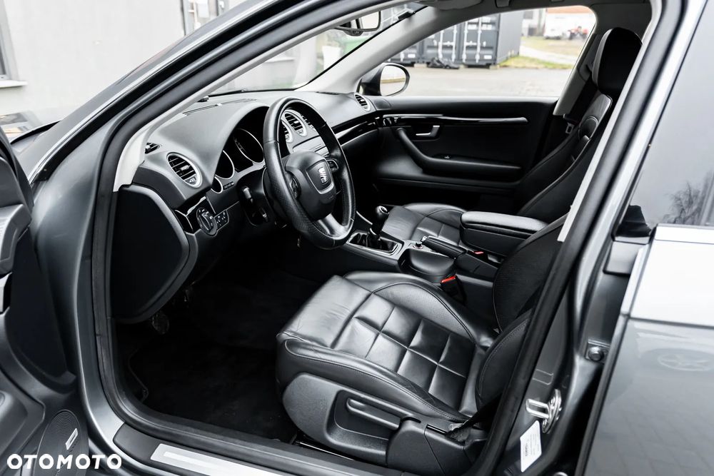 Seat Exeo 2.0T FSI Sport - 18