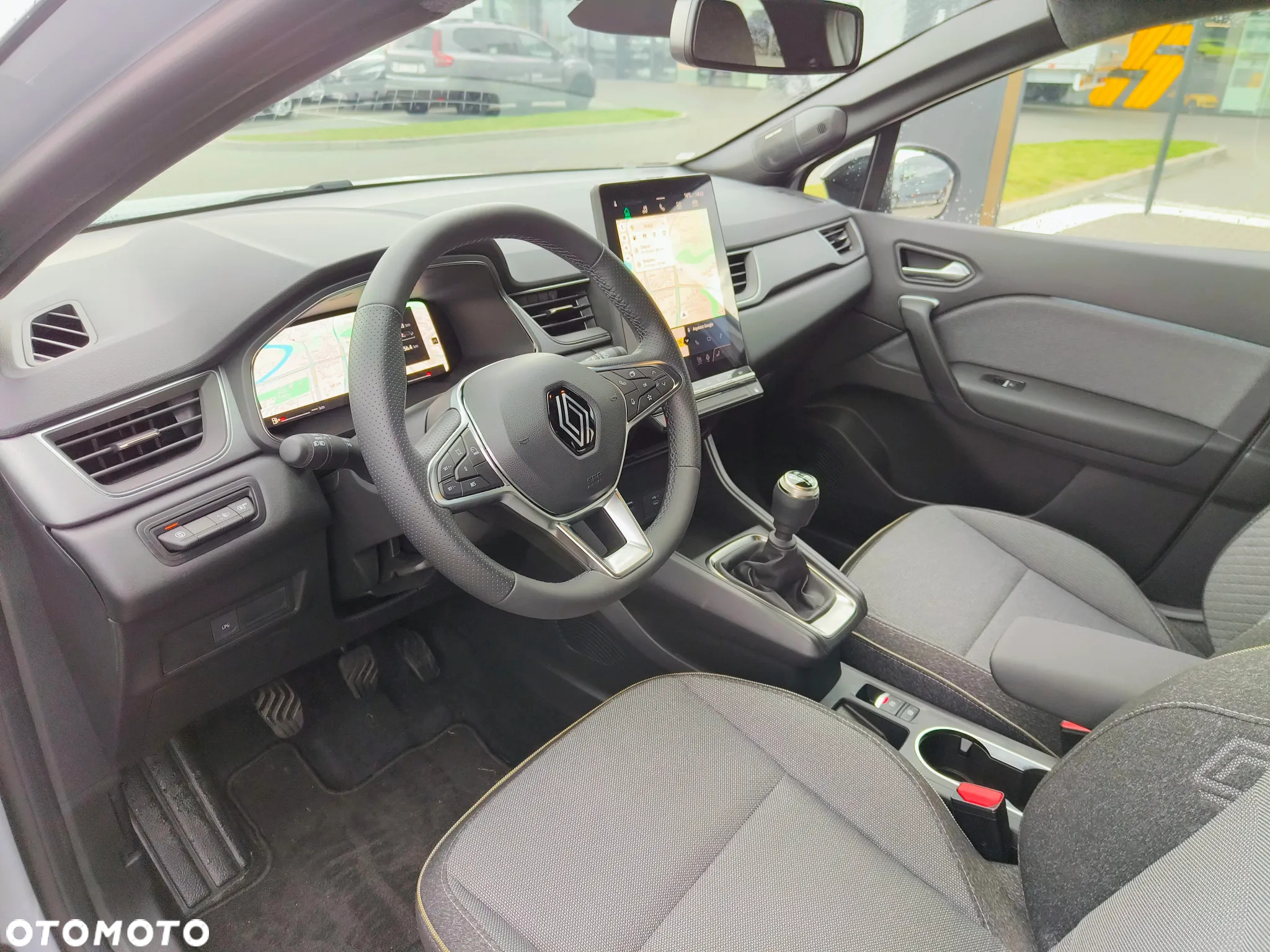 Renault Captur - 11
