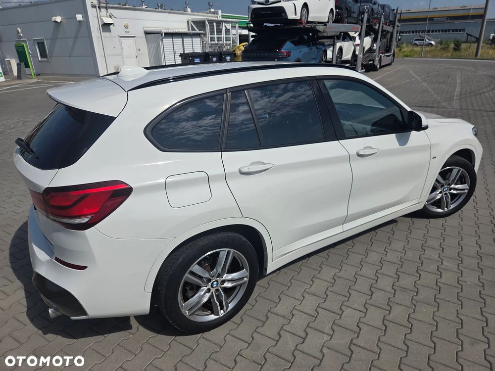 BMW X1 xDrive20i M Sport - 5