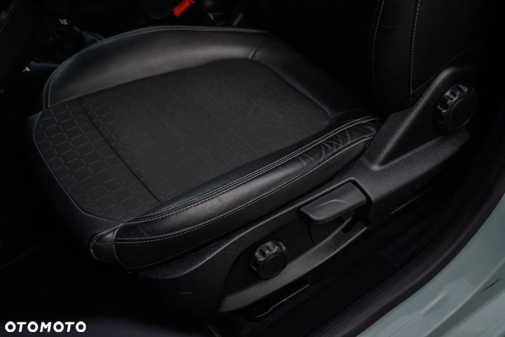 Ford Fiesta 1.0 EcoBoost Active ASS - 28