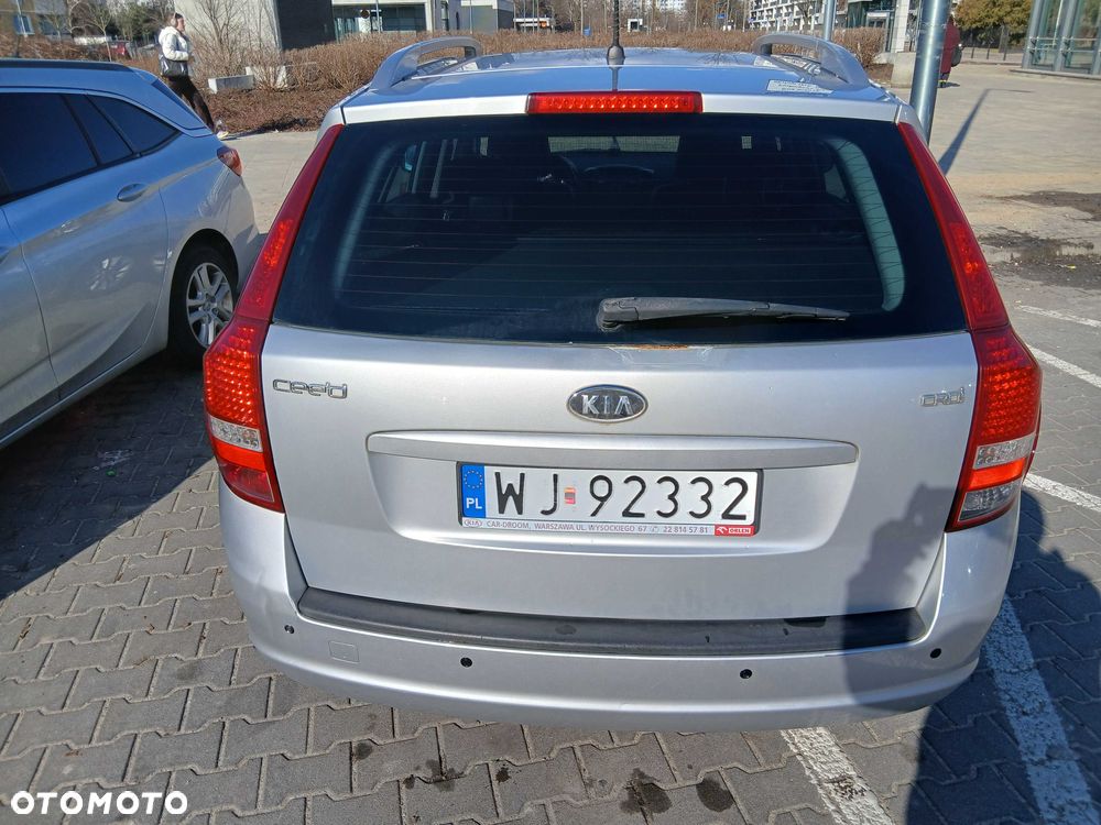 Kia Ceed - 5