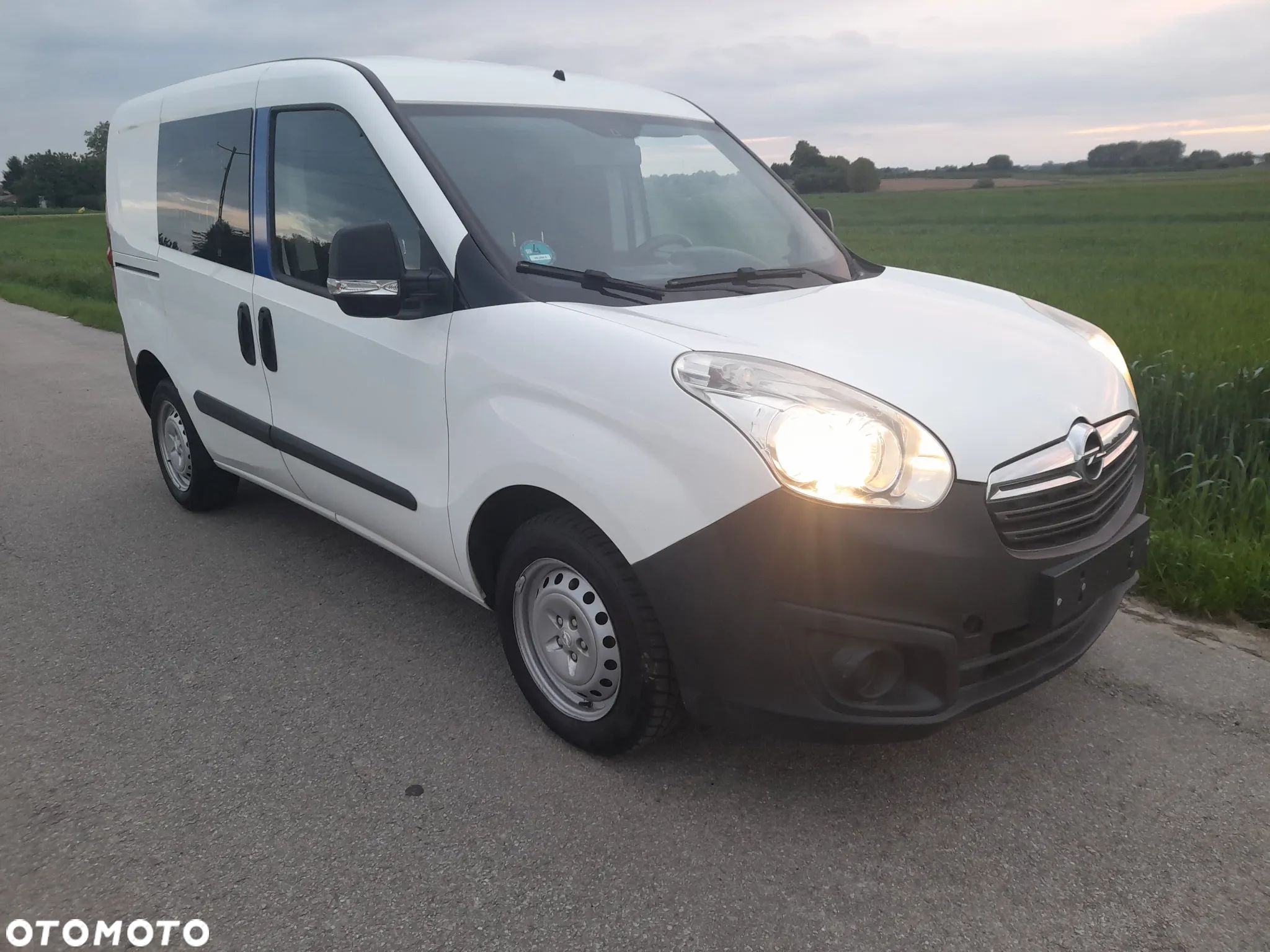 Opel Combo - 1