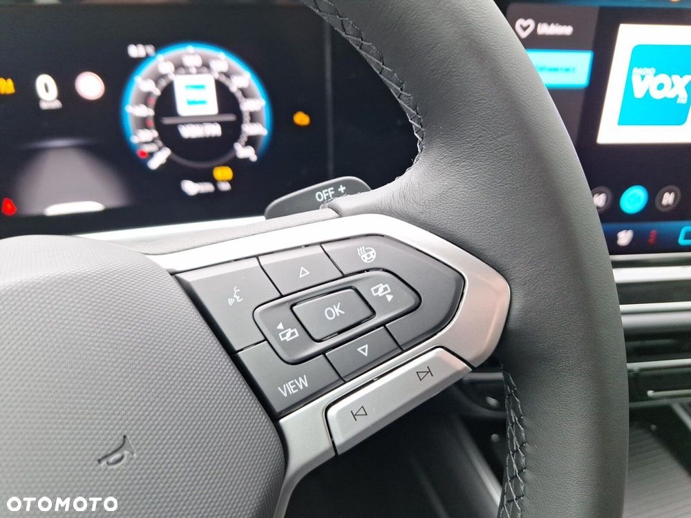 Volkswagen Passat - 33