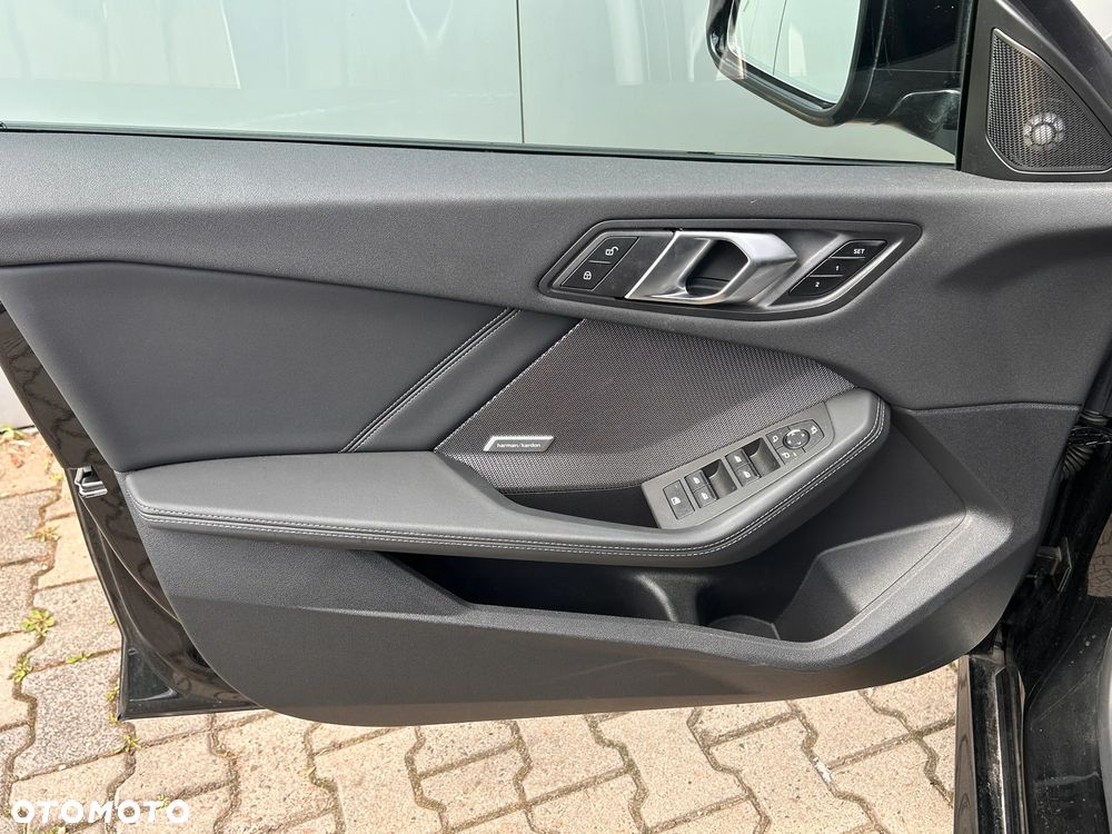 BMW Seria 2 220d mHEV - 14