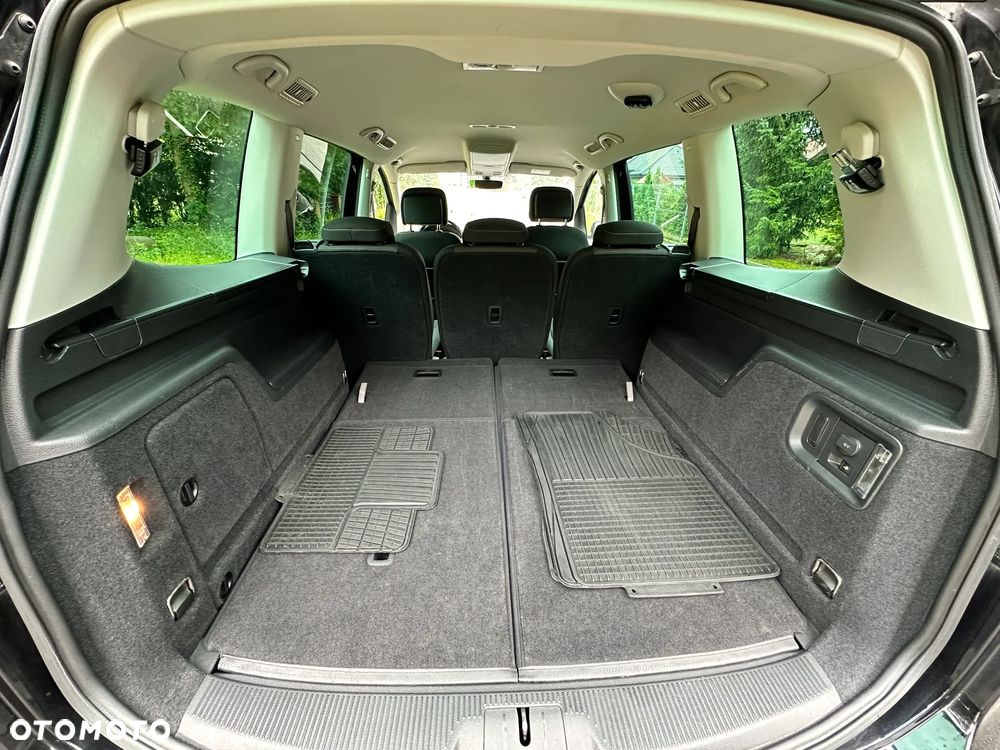 Volkswagen Sharan 2.0 TDI BMT Comfortline - 21