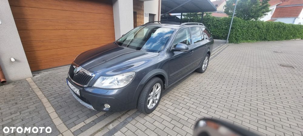 Skoda Octavia Scout 1.8 TSI - 1