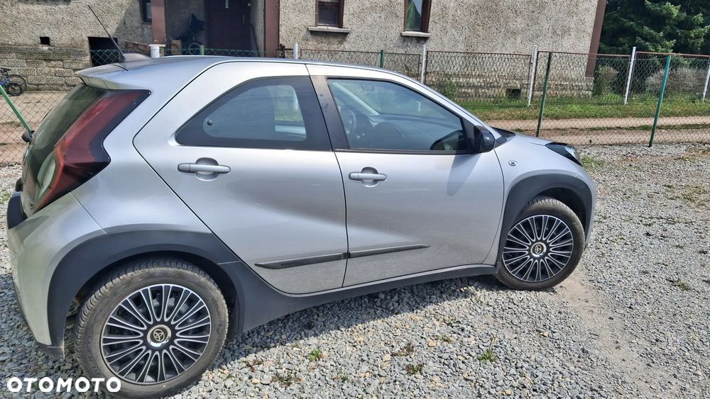 Toyota Aygo X 1.0 VVT-i Active - 5