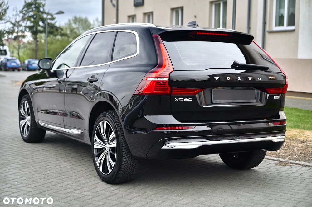 Volvo XC 60 B5 D AWD Inscription - 9