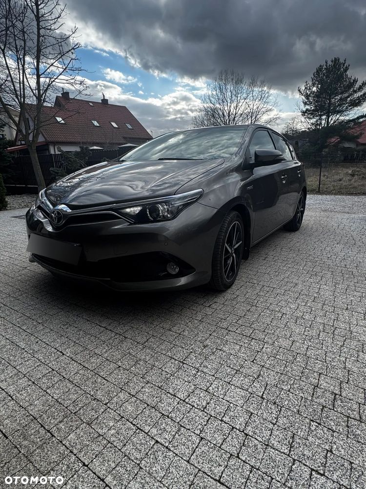Toyota Auris 1.8 VVT-i Automatik Edition S+ - 1