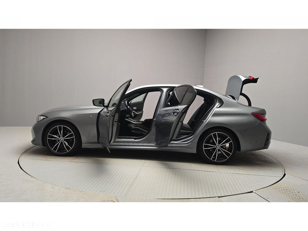 BMW Seria 3 - 10